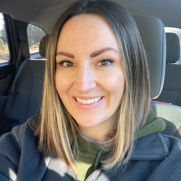 Meet your Posher, Valerie - Picture 1 of 1